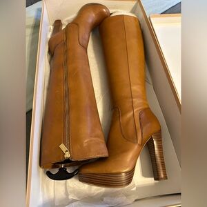 Michael Kors Lesly Boot tan 8M